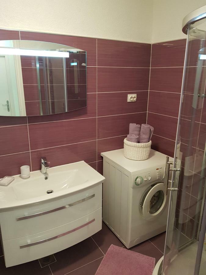 Apartment Jakov Сень Экстерьер фото